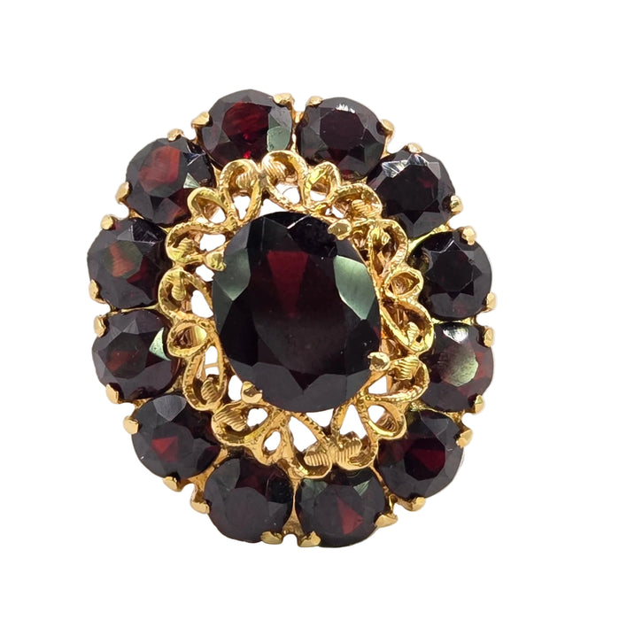 Vintage: 18ct Yellow Gold Garnet Cluster Ring — 9.90ct