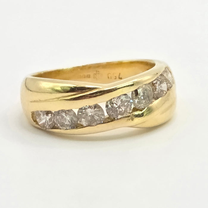 Modern: 18ct Yellow Gold Seven Stone Diamond Crossover Ring — 1.00ct