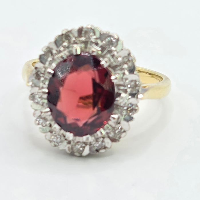 Vintage: 18ct Yellow Gold Garnet & Diamond Cluster Ring — 2.60ct & 0.21ct — From 1983