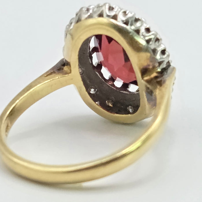 Vintage: 18ct Yellow Gold Garnet & Diamond Cluster Ring — 2.60ct & 0.21ct — From 1983