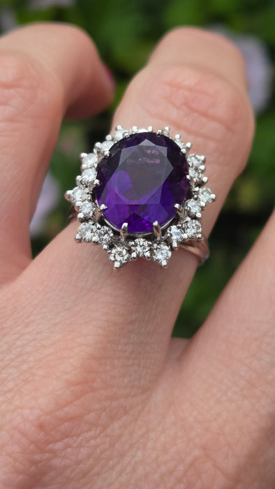Vintage: 18ct White Gold Amethyst & Diamond Cluster Ring — 7.00ct Amethyst / 1.20ct Diamonds