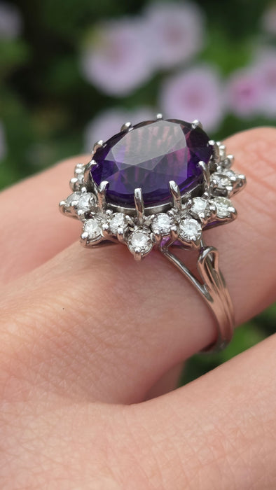 Vintage: 18ct White Gold Amethyst & Diamond Cluster Ring — 7.00ct Amethyst / 1.20ct Diamonds