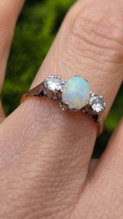 Vintage: 18ct Yellow Gold & Platinum Opal & Diamond Three-Stone Ring — 0.36ct