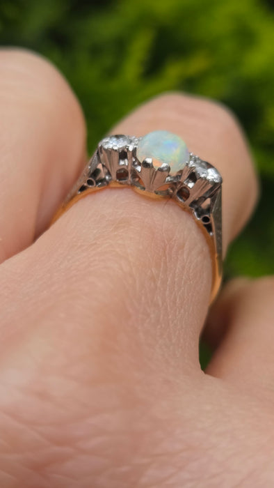 Vintage: 18ct Yellow Gold & Platinum Opal & Diamond Three-Stone Ring — 0.36ct