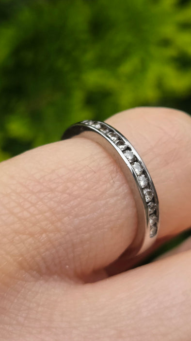 Vintage: 18ct White Gold Diamond Channel Set Half Eternity Ring- 0.33ct diamonds