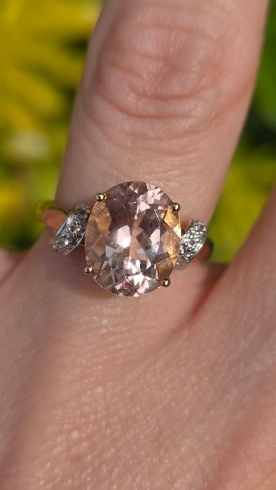 Vintage: 9ct Yellow Gold Morganite & Glacier Topaz Ring