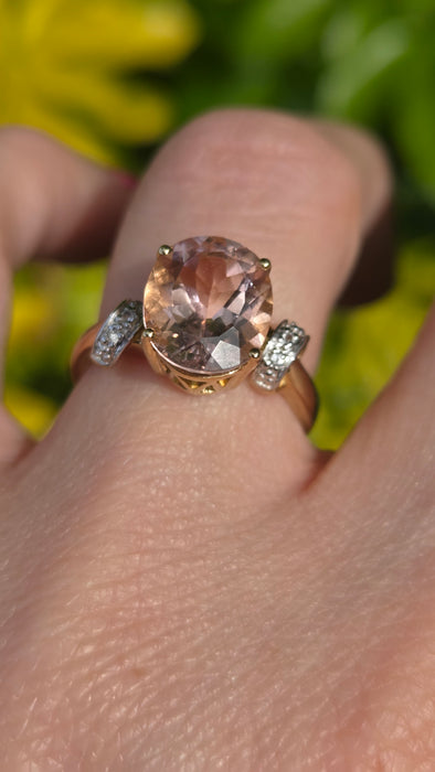 Vintage: 9ct Yellow Gold Morganite & Glacier Topaz Ring