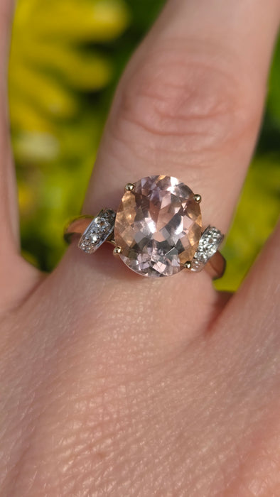 Vintage: 9ct Yellow Gold Morganite & Glacier Topaz Ring