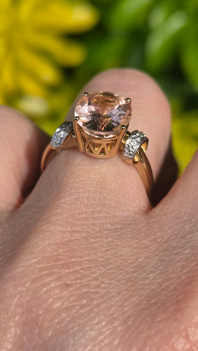 Vintage: 9ct Yellow Gold Morganite & Glacier Topaz Ring