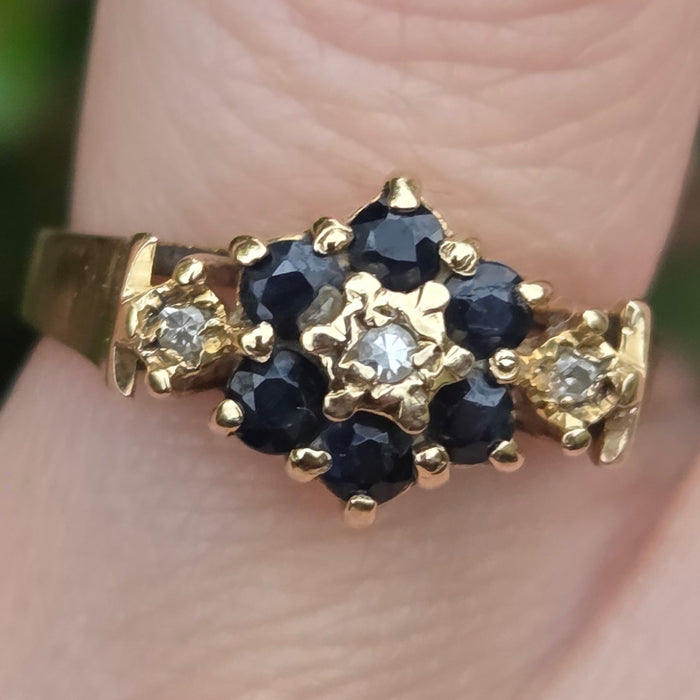 Vintage: 9ct Gold Blue Sapphire & Diamond Flowerhead Ring — From 1975