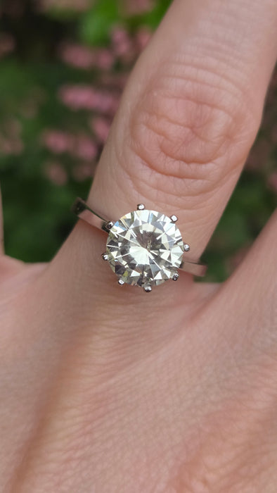 Vintage: Platinum 950 Diamond [2.63 carat] Solitaire Ring