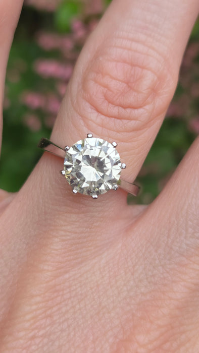 Vintage: Platinum 950 Diamond [2.63 carat] Solitaire Ring