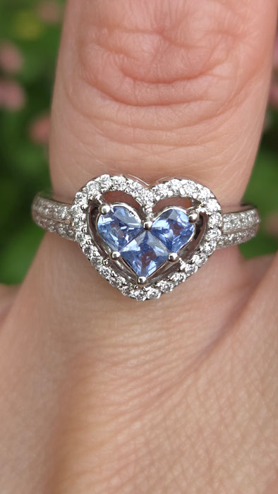Vintage: 18ct White Gold Ceylon Sapphire & Diamond Heart Cluster Ring — 0.44ct & 0.30ct