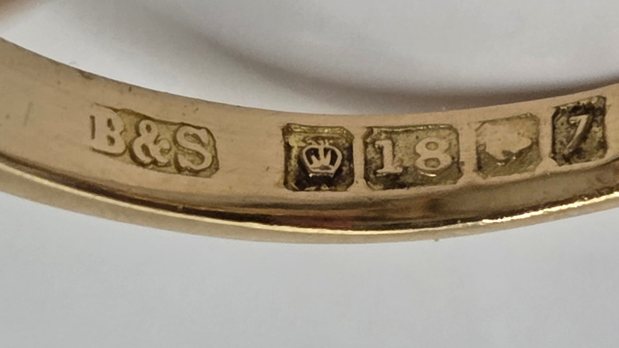 Vintage: 18ct Yellow Gold Opal Solitaire Ring — From 1958