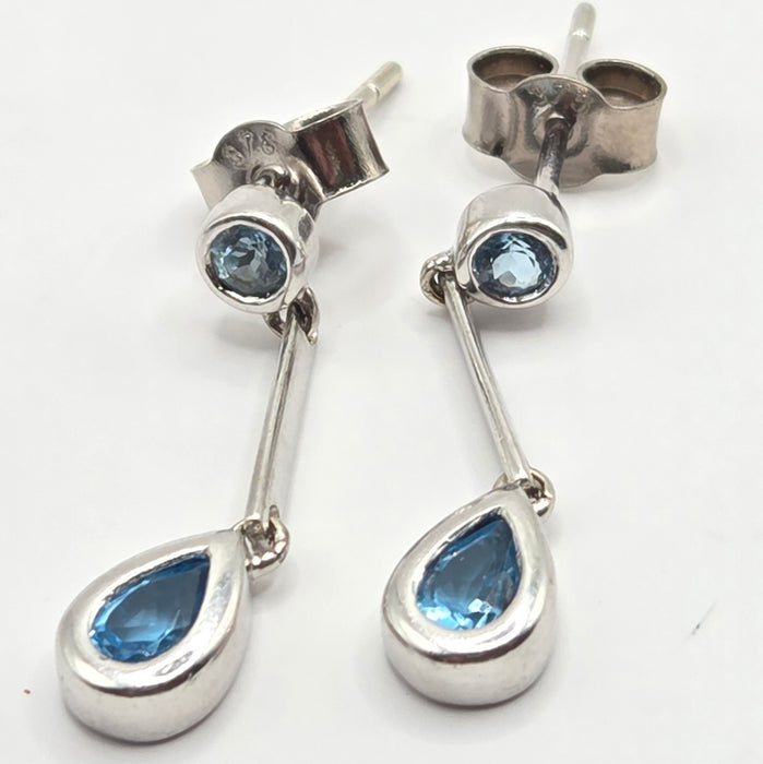 Vintage: 9ct White Gold Blue Topaz Drop Earrings