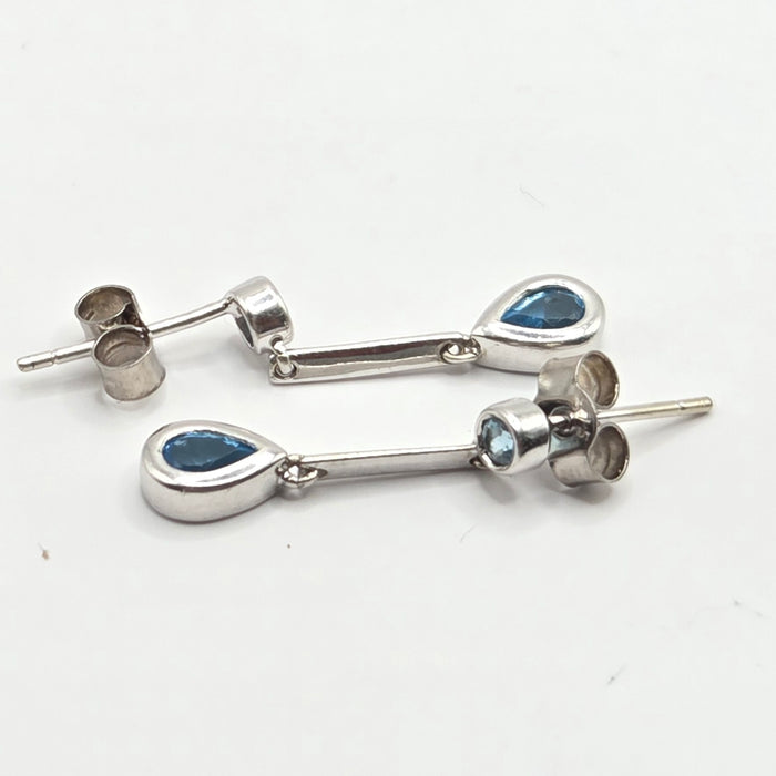 Vintage: 9ct White Gold Blue Topaz Drop Earrings