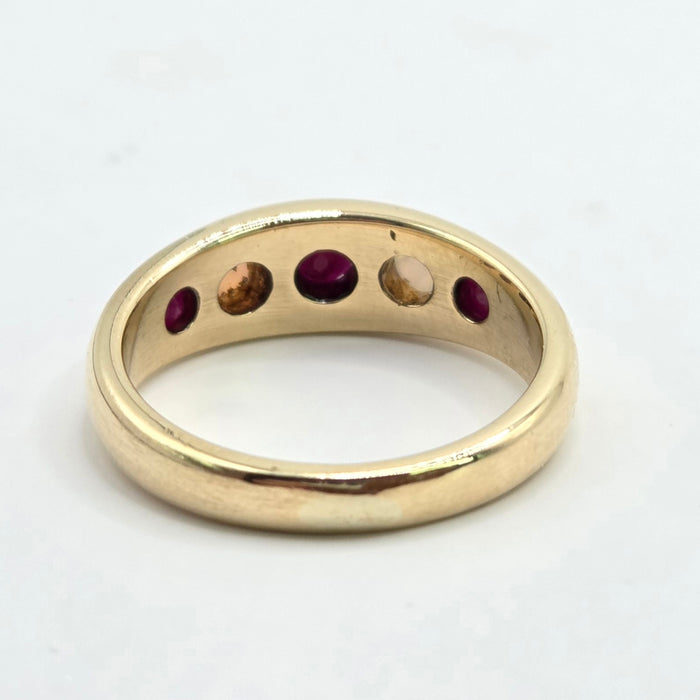 Antique: 9ct Yellow Gold Opal & Garnet Five Stone Gypsy Ring