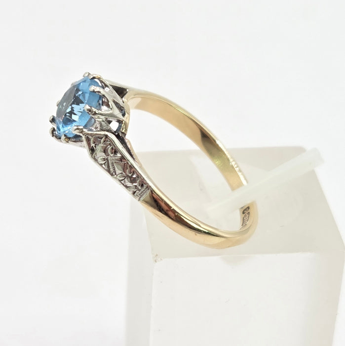 Vintage: 9ct Yellow Gold Blue Topaz Solitaire Ring — From 1956