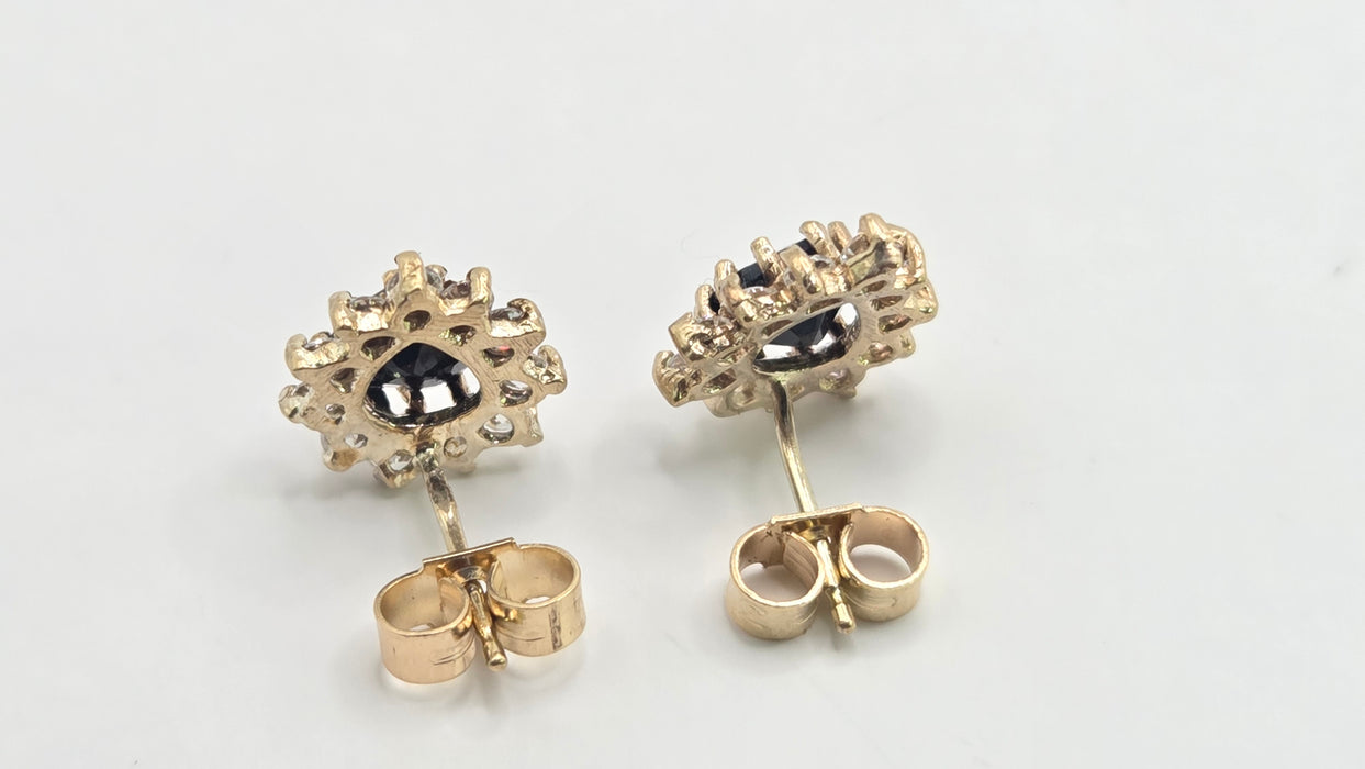 Vintage: 9ct Yellow Gold Sapphire & Goshenite Cluster Stud Earrings