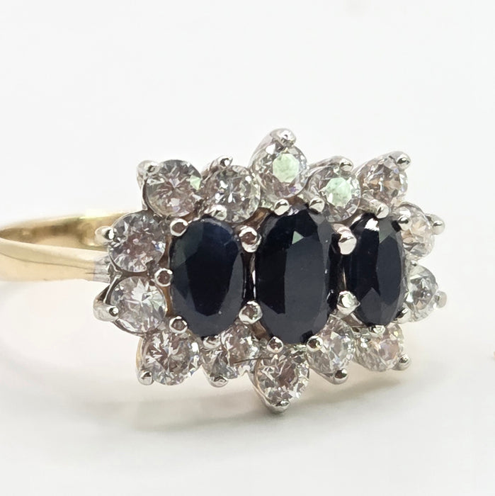 Vintage: 9ct Yellow Gold Sapphire & Simulated Diamond Cluster Ring
