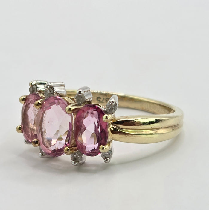 Vintage: 9ct Yellow Gold Ruby & Diamond Dress Ring