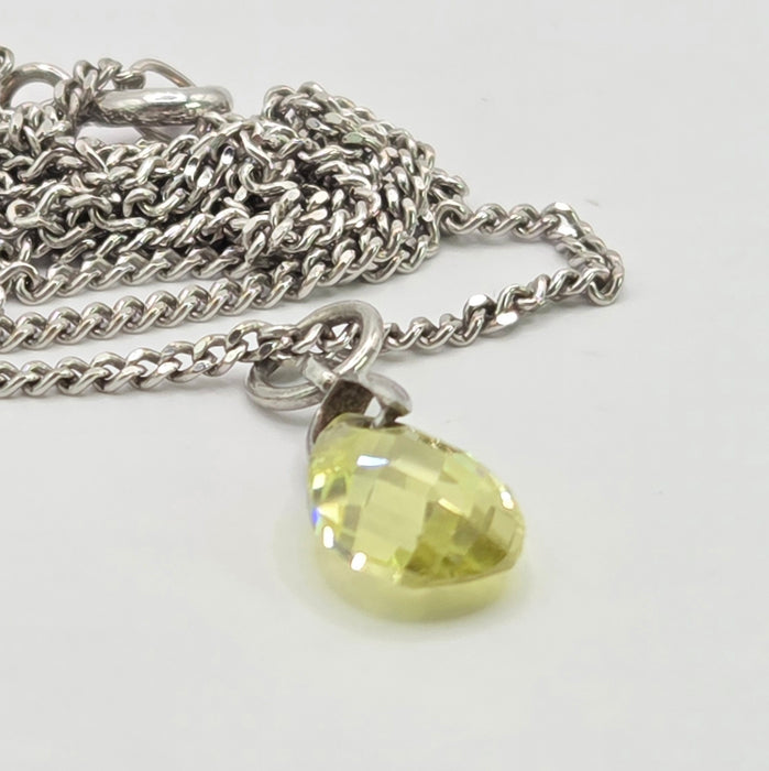 Vintage: 9ct White Gold Peridot Pendant and Chain