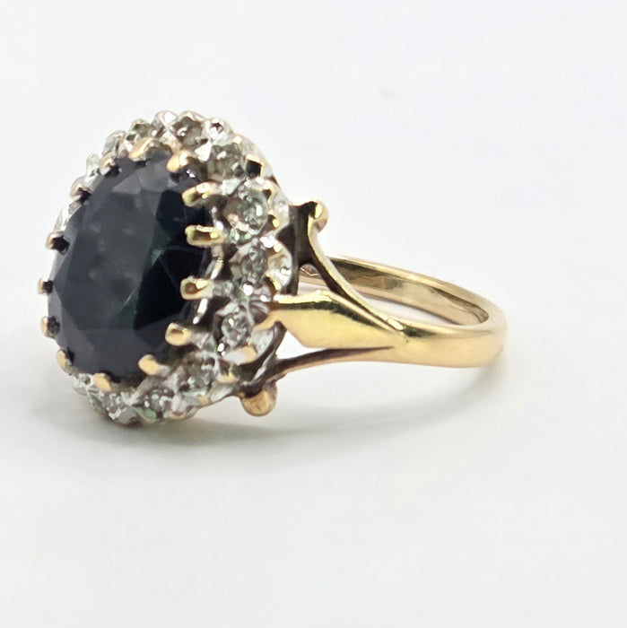 Vintage: 9ct Yellow Gold Sapphire & Diamond Oval Cluster Ring