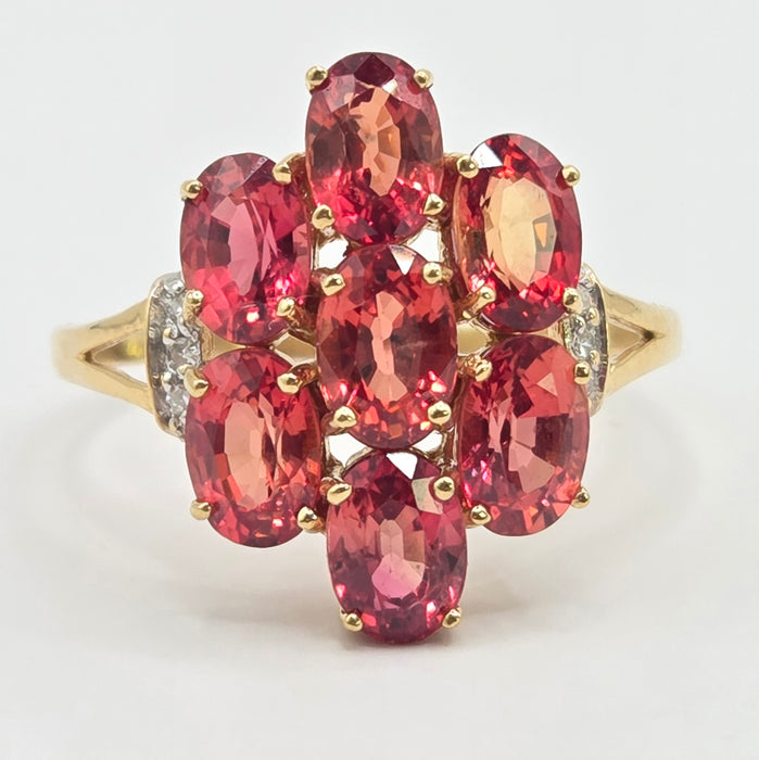 Vintage: 18ct Yellow Gold Padparadscha Sapphire & Diamond Ring