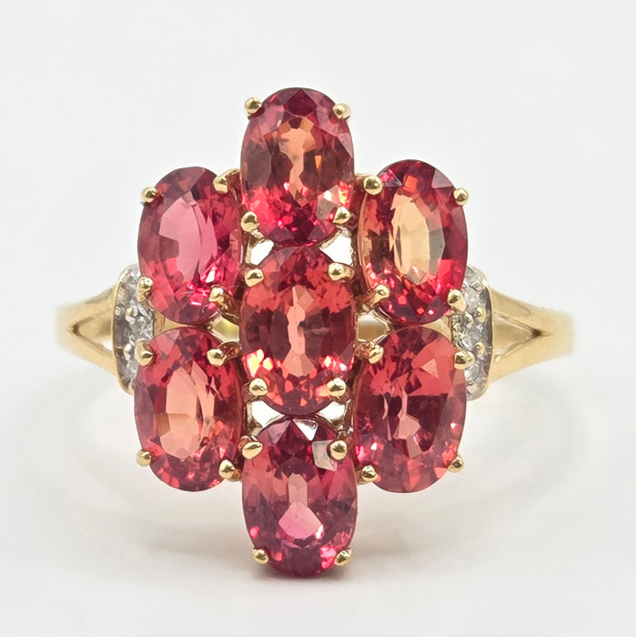 Vintage: 18ct Yellow Gold Padparadscha Sapphire & Diamond Ring
