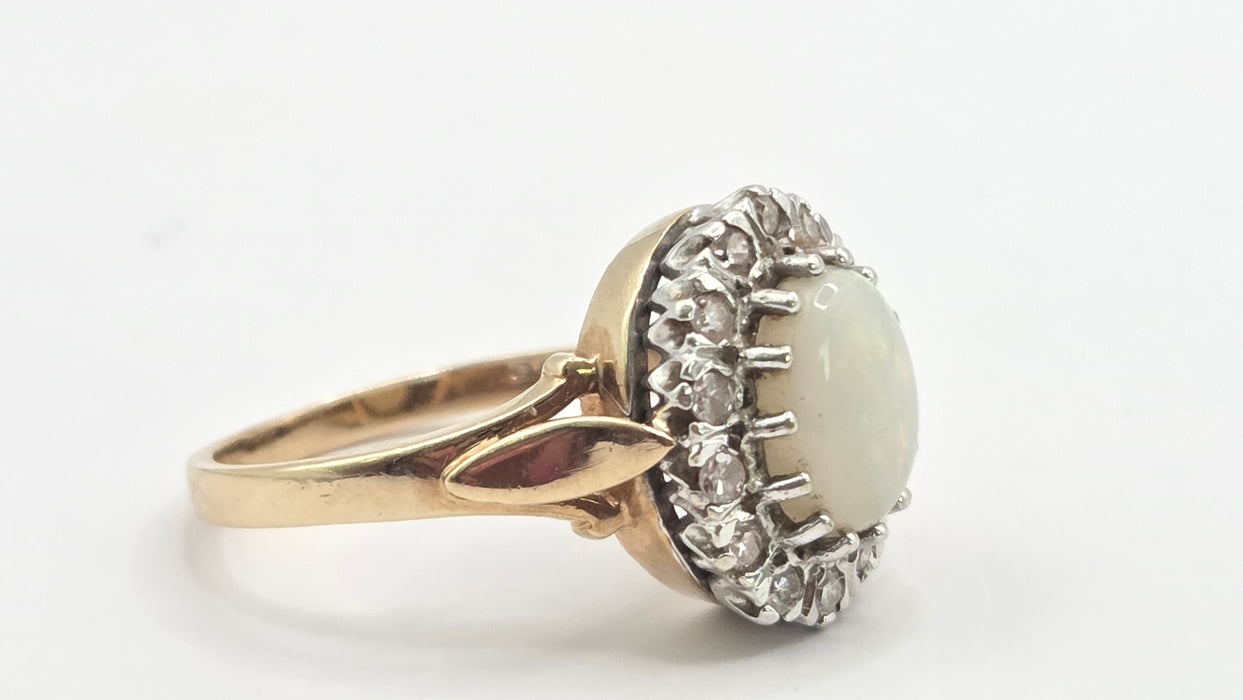 Vintage: 9ct Yellow Gold Opal & Diamond Oval Cluster Ring — From 1986