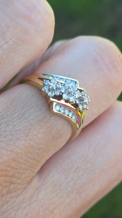 3383 Vintage: 9ct Yellow Gold Diamond Crossover Ring — 0.50ct