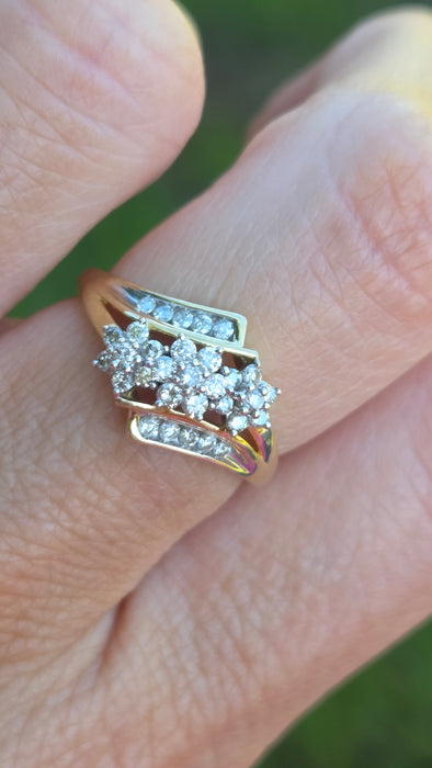 3383 Vintage: 9ct Yellow Gold Diamond Crossover Ring — 0.50ct