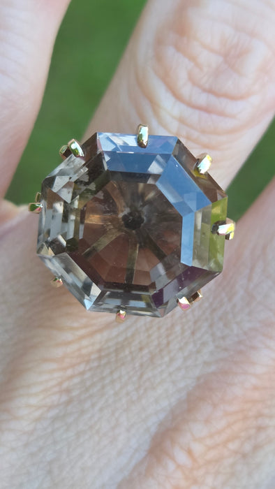 3070 Vintage: 9ct Yellow Gold Smoky Quartz Solitaire Ring — From 1970