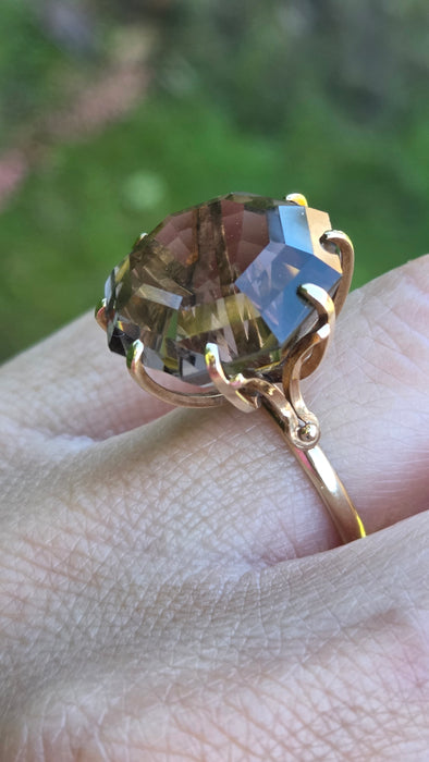 3070 Vintage: 9ct Yellow Gold Smoky Quartz Solitaire Ring — From 1970