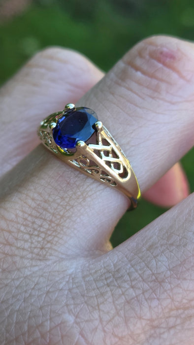 3069 Vintage: 9ct Yellow Gold Iolite Solitaire Ring — From 1998