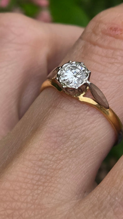 Vintage: 18ct Yellow Gold Diamond Solitaire Ring — 0.57ct