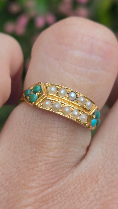 Vintage: 9ct Gold Turquoise & Seed Pearl Tiered Ring — From 1948