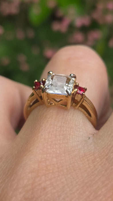 Vintage: 9ct Gold Glacier White Zircon & Tequila Sapphire Dress Ring