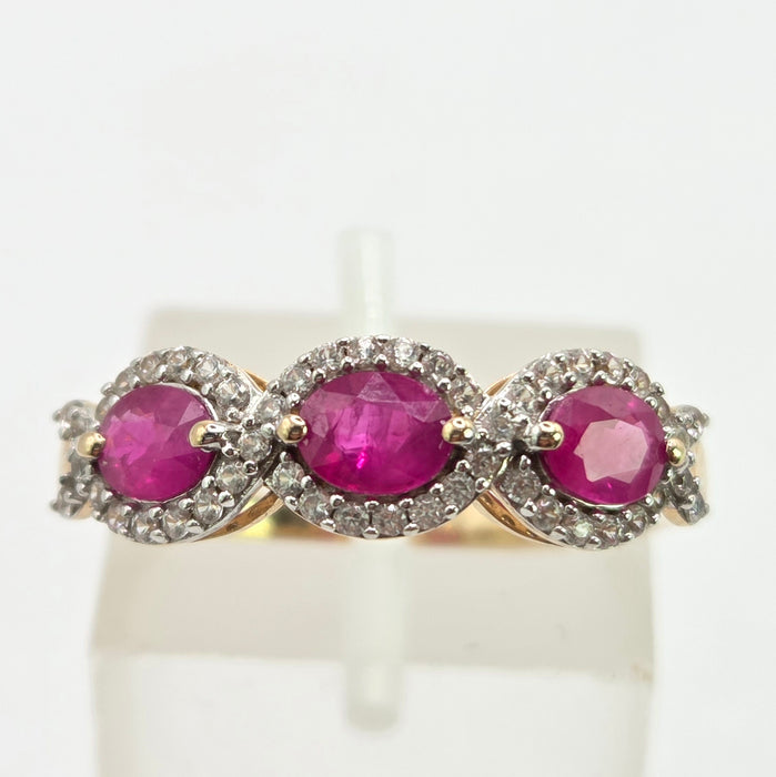 Vintage: 9ct Yellow Gold Ruby & Diamond Triple Halo Cluster Ring
