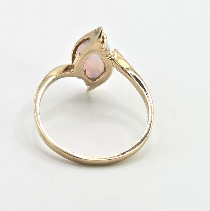 Vintage: 9ct Yellow Gold Marquise Opal Solitaire Ring