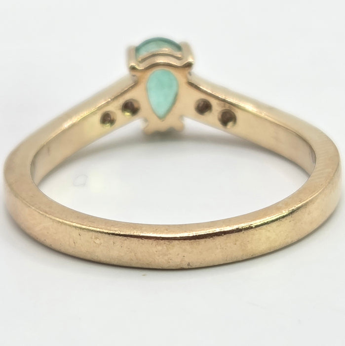 Vintage: 9ct Yellow Gold Pear Emerald & Diamond Shoulder Ring