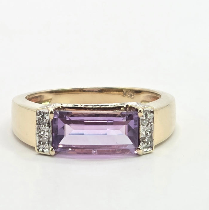 Vintage: 9ct Yellow Gold Rectangular Amethyst & Diamond Dress Ring