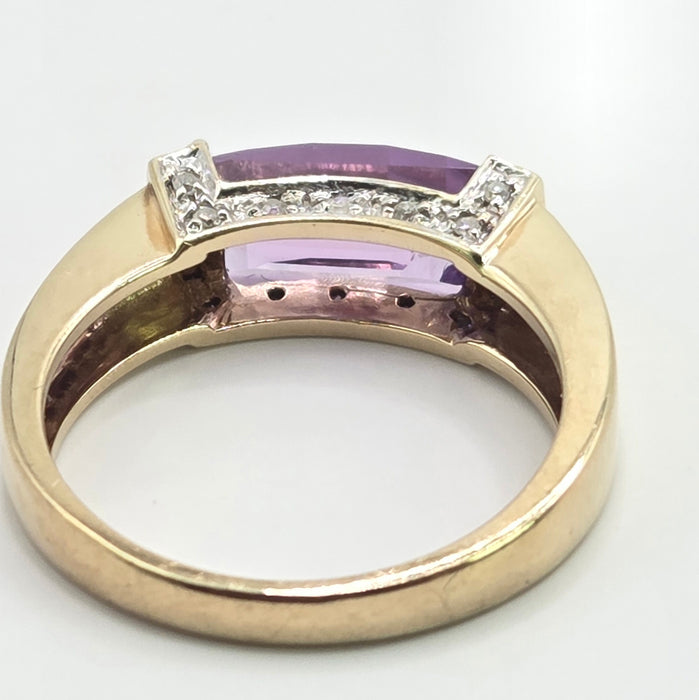 Vintage: 9ct Yellow Gold Rectangular Amethyst & Diamond Dress Ring