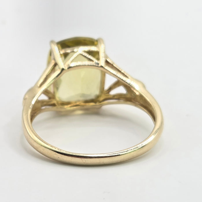 Vintage: 9ct Yellow Gold Cushion Citrine Solitaire Ring