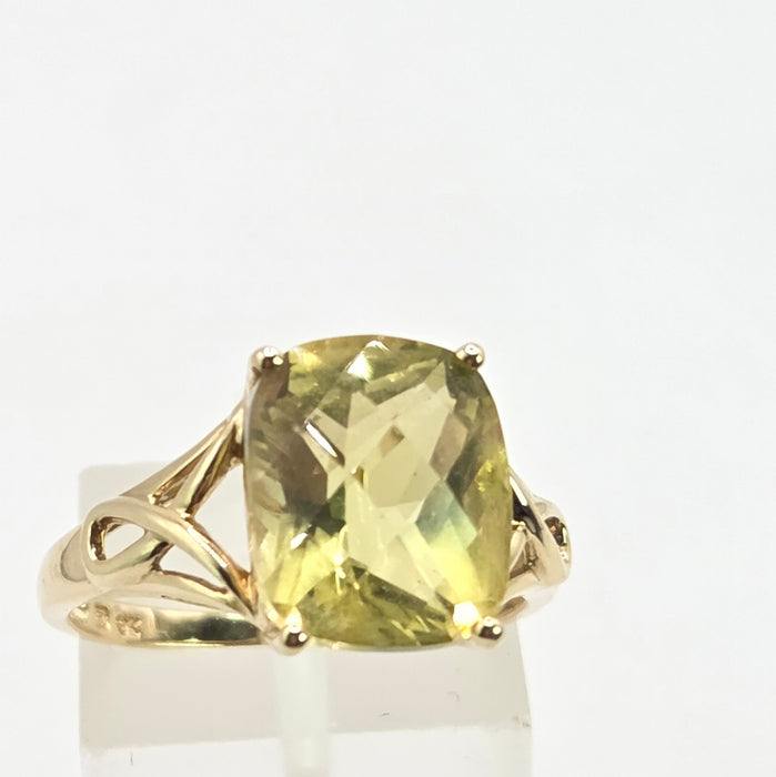 Vintage: 9ct Yellow Gold Cushion Citrine Solitaire Ring