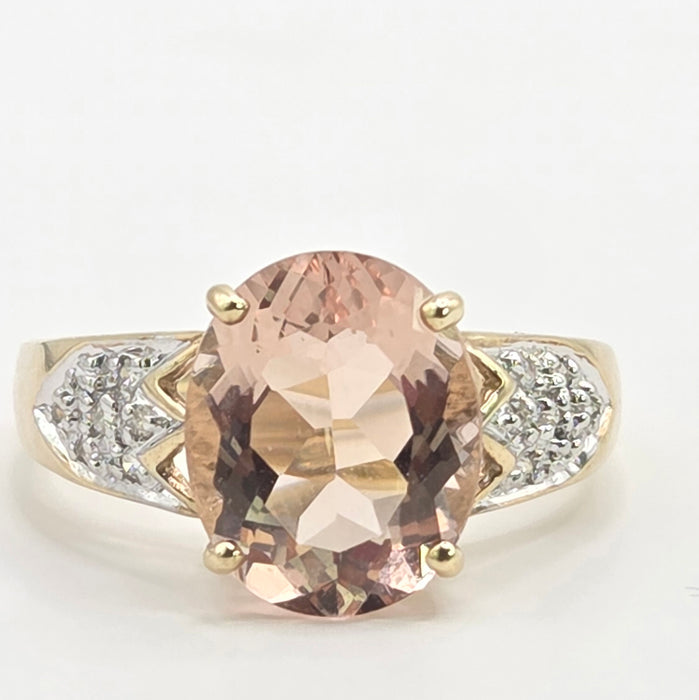 Vintage: 9ct Yellow Gold Oval Morganite & Diamond Solitaire Ring