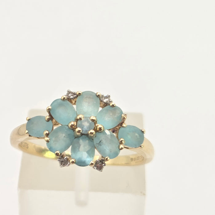 Vintage: 9ct Yellow Gold Aquamarine & Diamond Floral Cluster Ring