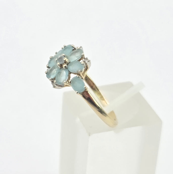 Vintage: 9ct Yellow Gold Aquamarine & Diamond Floral Cluster Ring