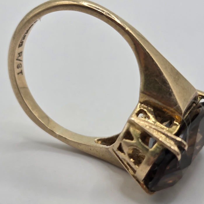 Vintage: 9ct Yellow Gold Smokey Quartz Solitaire Ring — From 1989