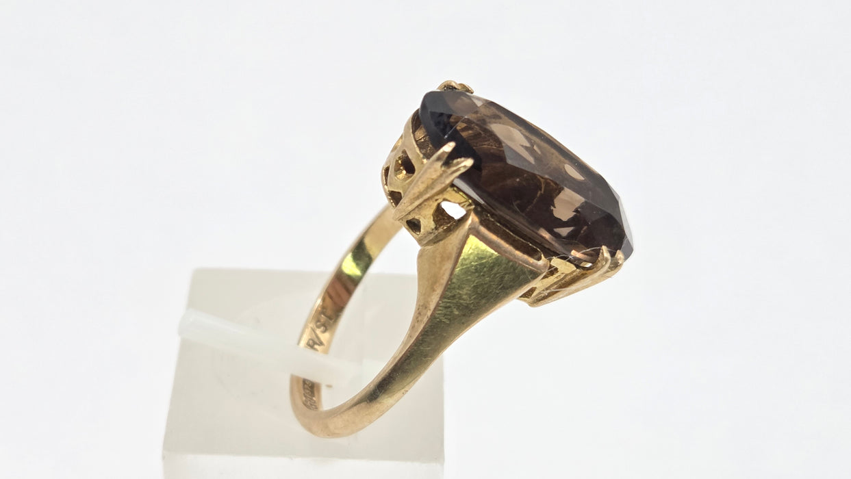 Vintage: 9ct Yellow Gold Smokey Quartz Solitaire Ring — From 1989